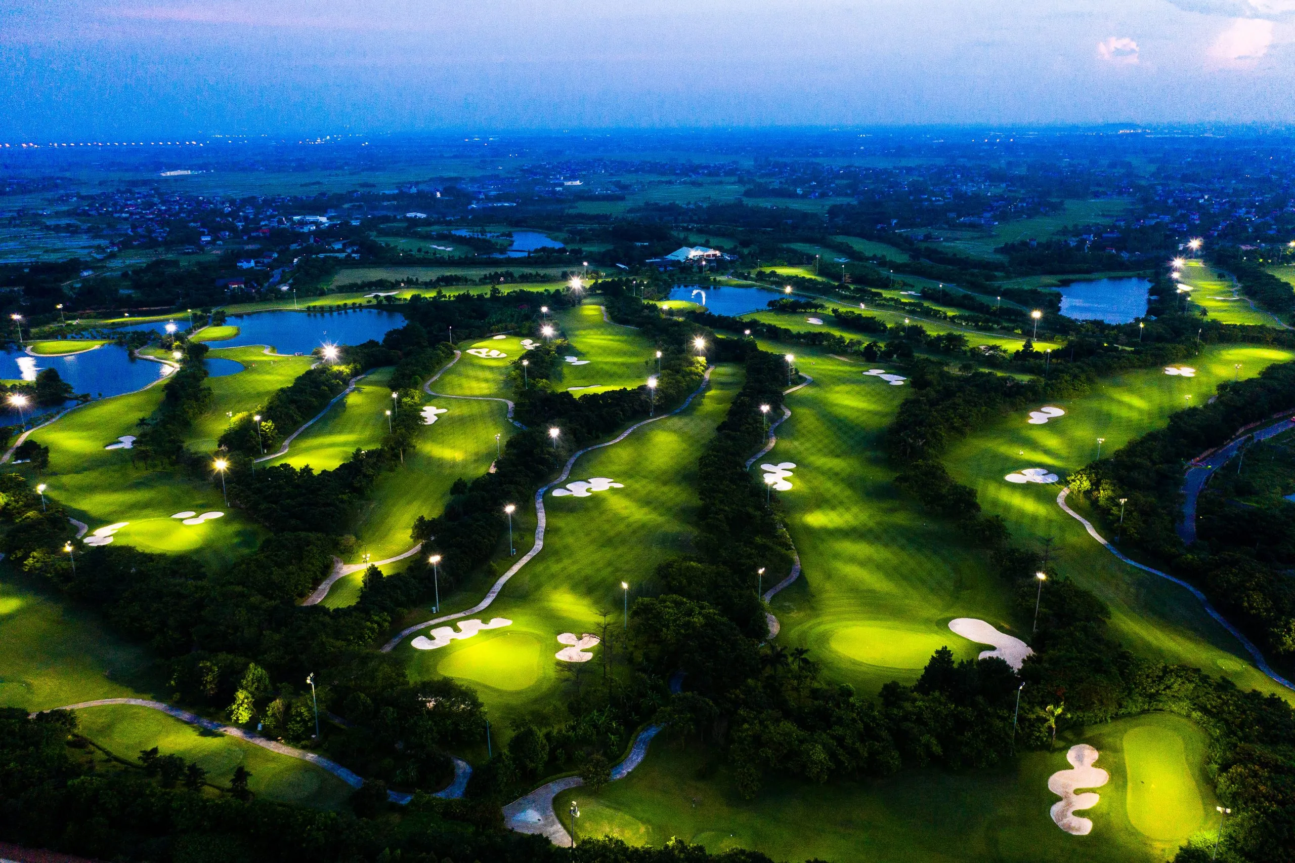 golf courses in Hanoi