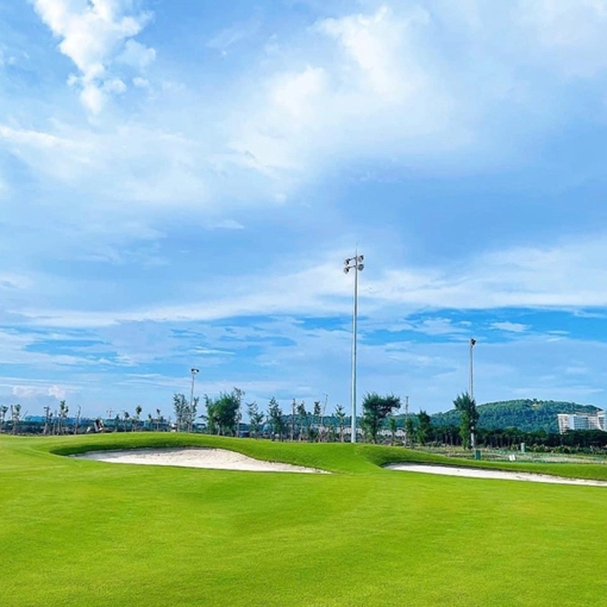 Location Dragon Golf Links