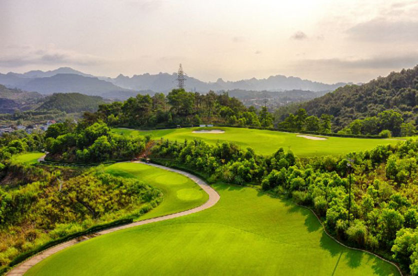 Challenging golf course