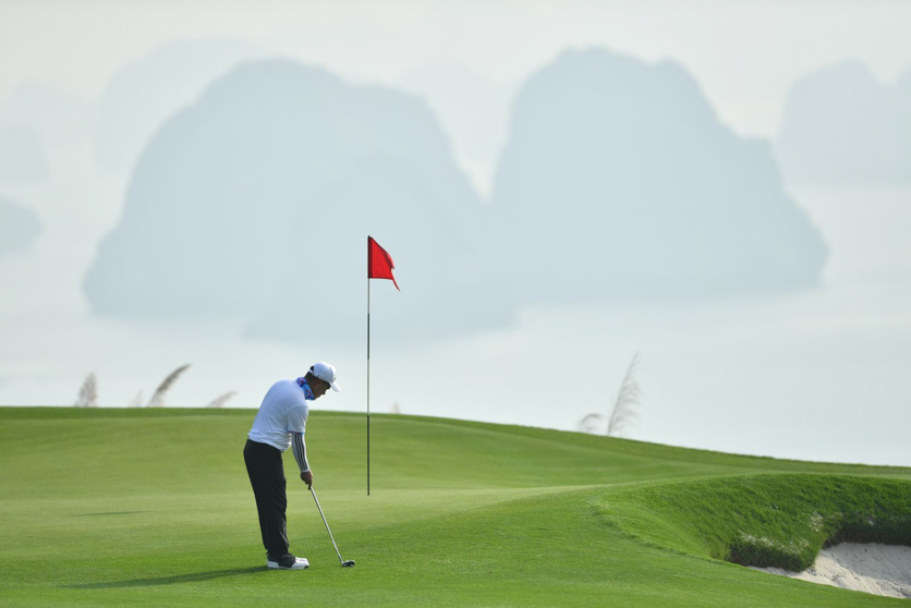 Host of many professional golf tournaments