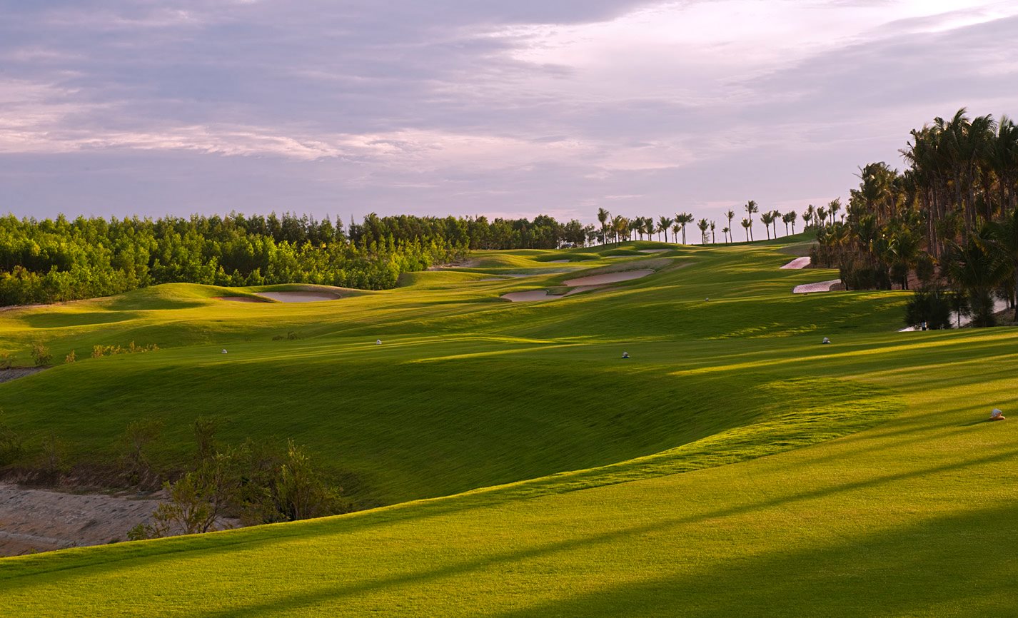 Impressive design of Sea Links Golf & Country Club