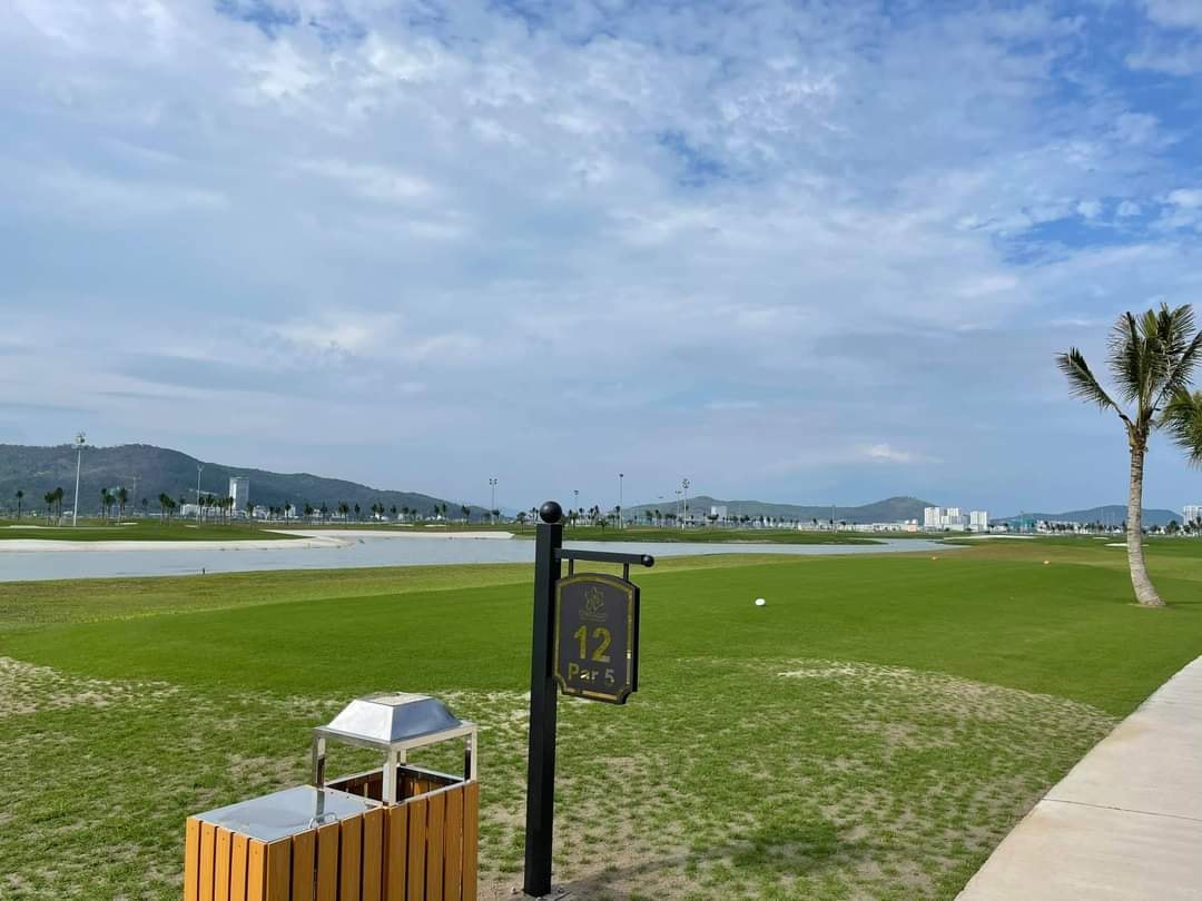 Tuan Chau Golf Resort