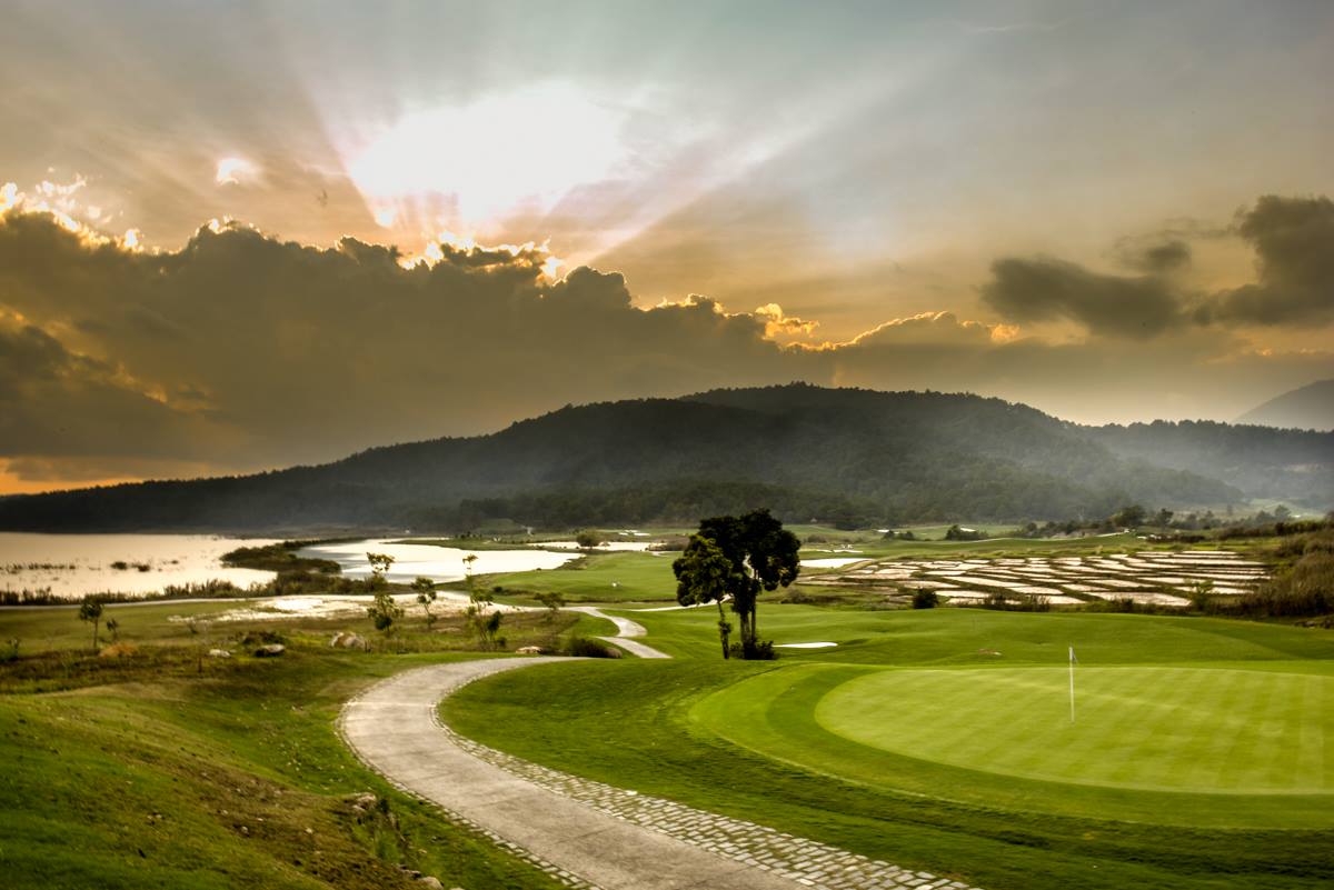 The Dalat at 1200 Golf Club