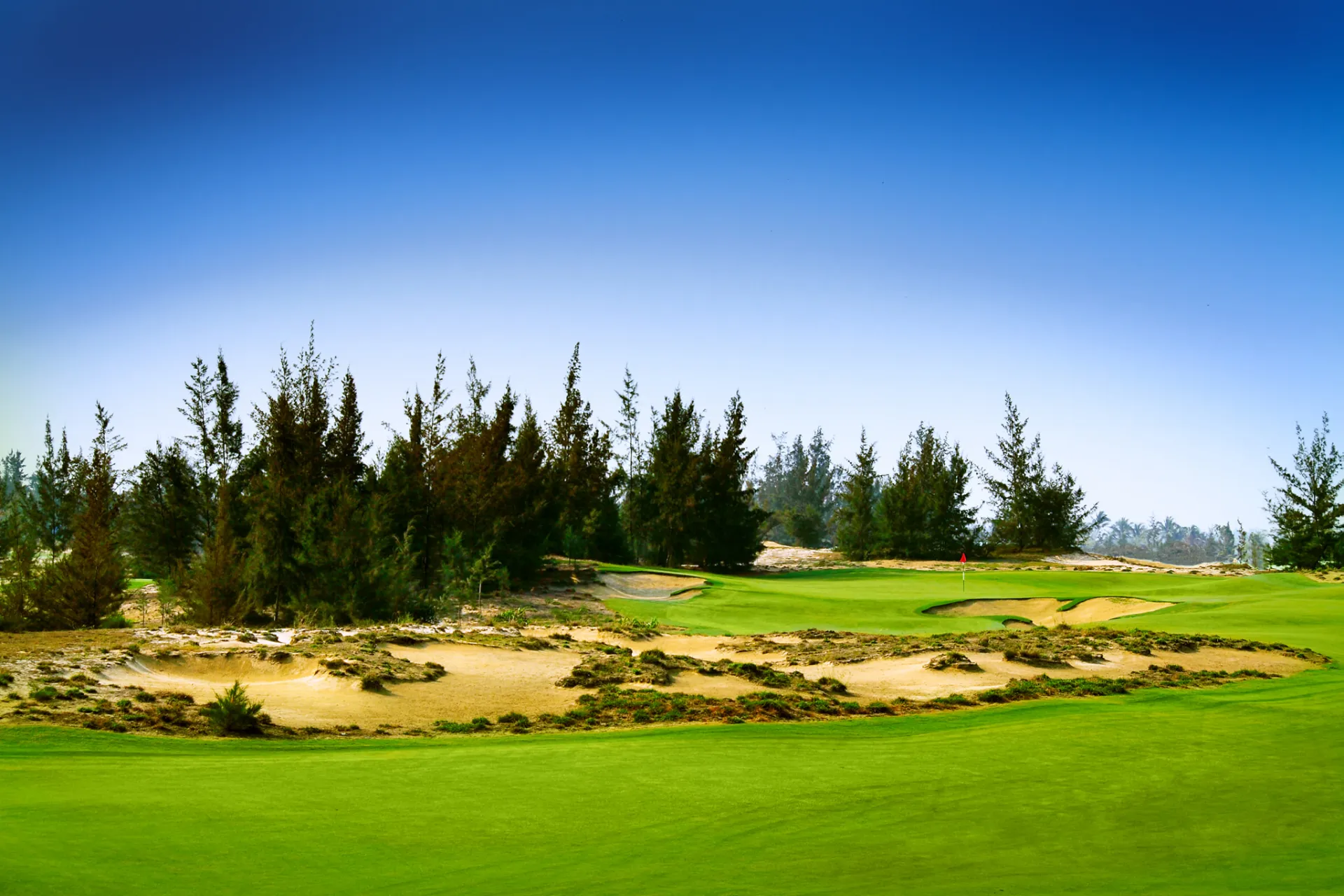 Legend Da Nang Golf Resrot